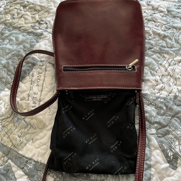 Genuine Leather made in Italy Burgundy crossbody bag - Picture 10 of 10